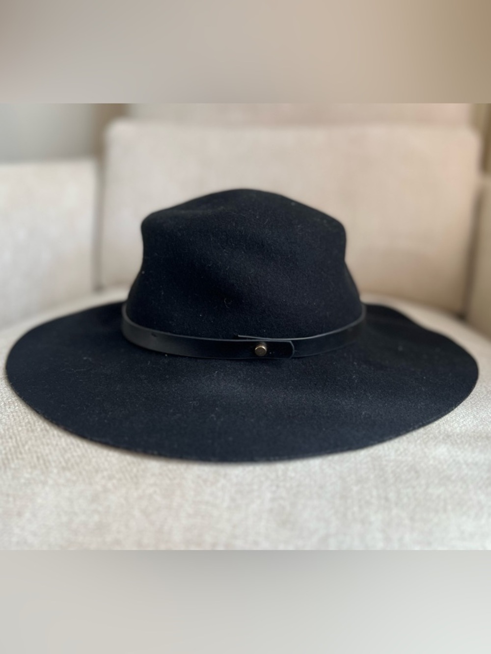 H&M Black Wide-Brim Felt Hat with Leather Band